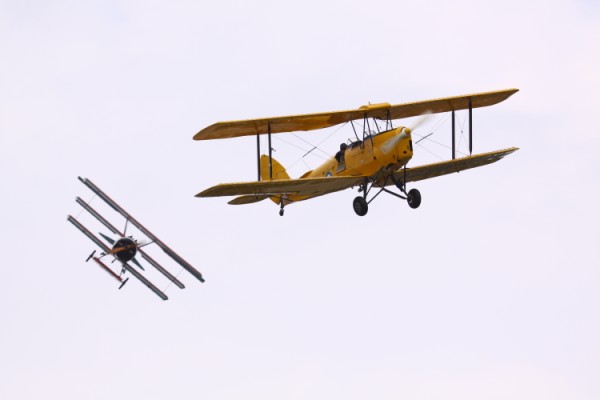 Fokker DR1 e Barone Rosso in azione alla Festa dell'Aria sul Lago di Santa Croce